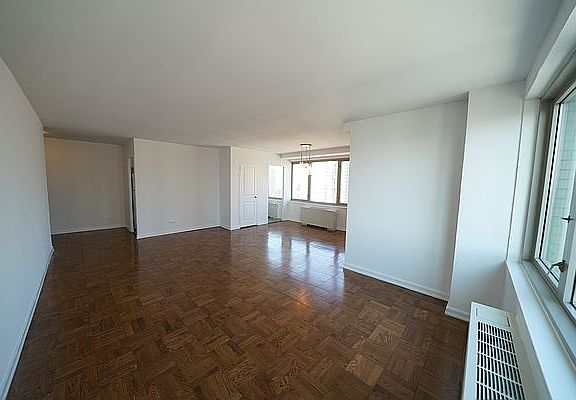 3rd image of 444 E 82nd St APT 28F