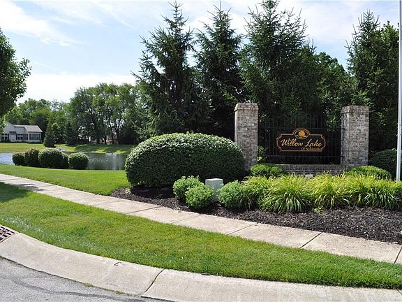 3rd image of 6941 Willow Pond Dr