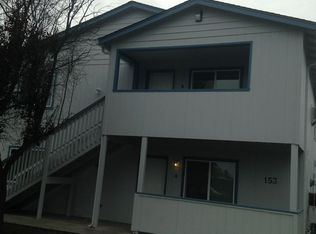 153 Seroba Cir APT D, Medford, OR 97501