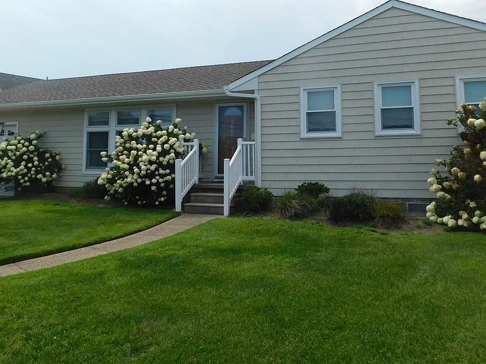 1st image of 2008 Bay Ave