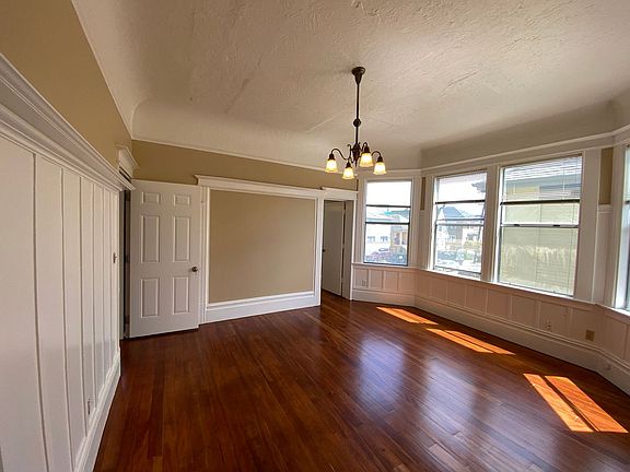 5th image of 889 34th St #891-A