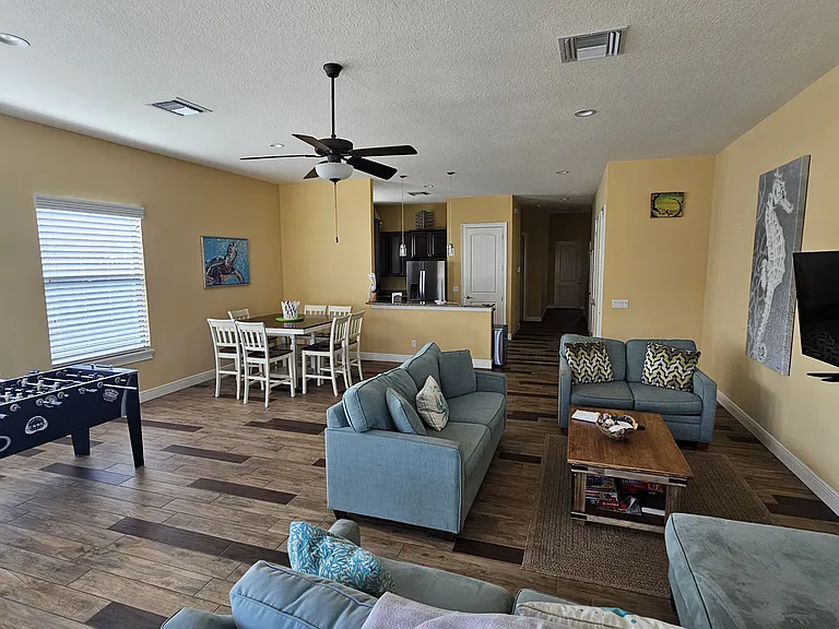 123 Harding Ave — Photo 8