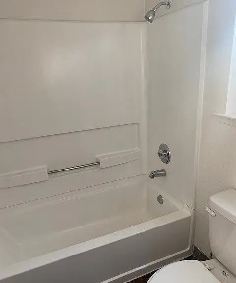 Orchard Village Apartments — Photo 14