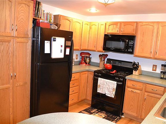 3rd image of 502 Penbrooke Dr