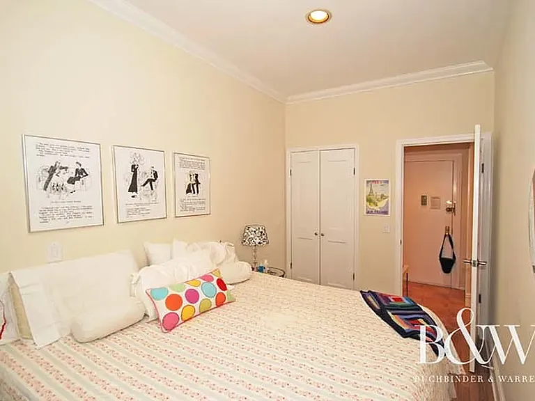 1061 Madison Ave #3A — Photo 6