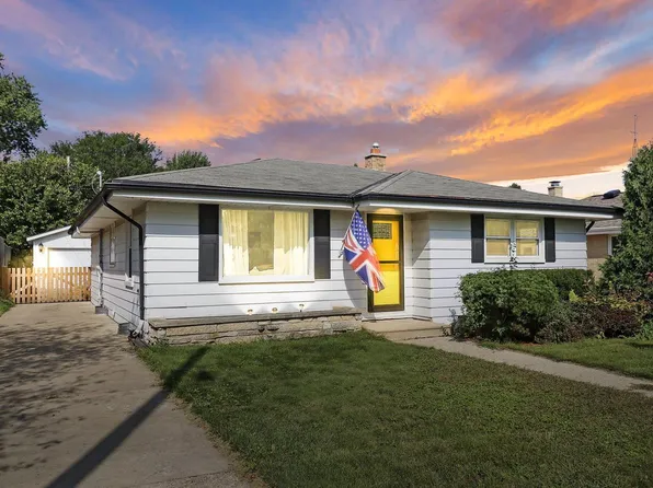 6122 49th AVENUE, Kenosha, WI 53142
