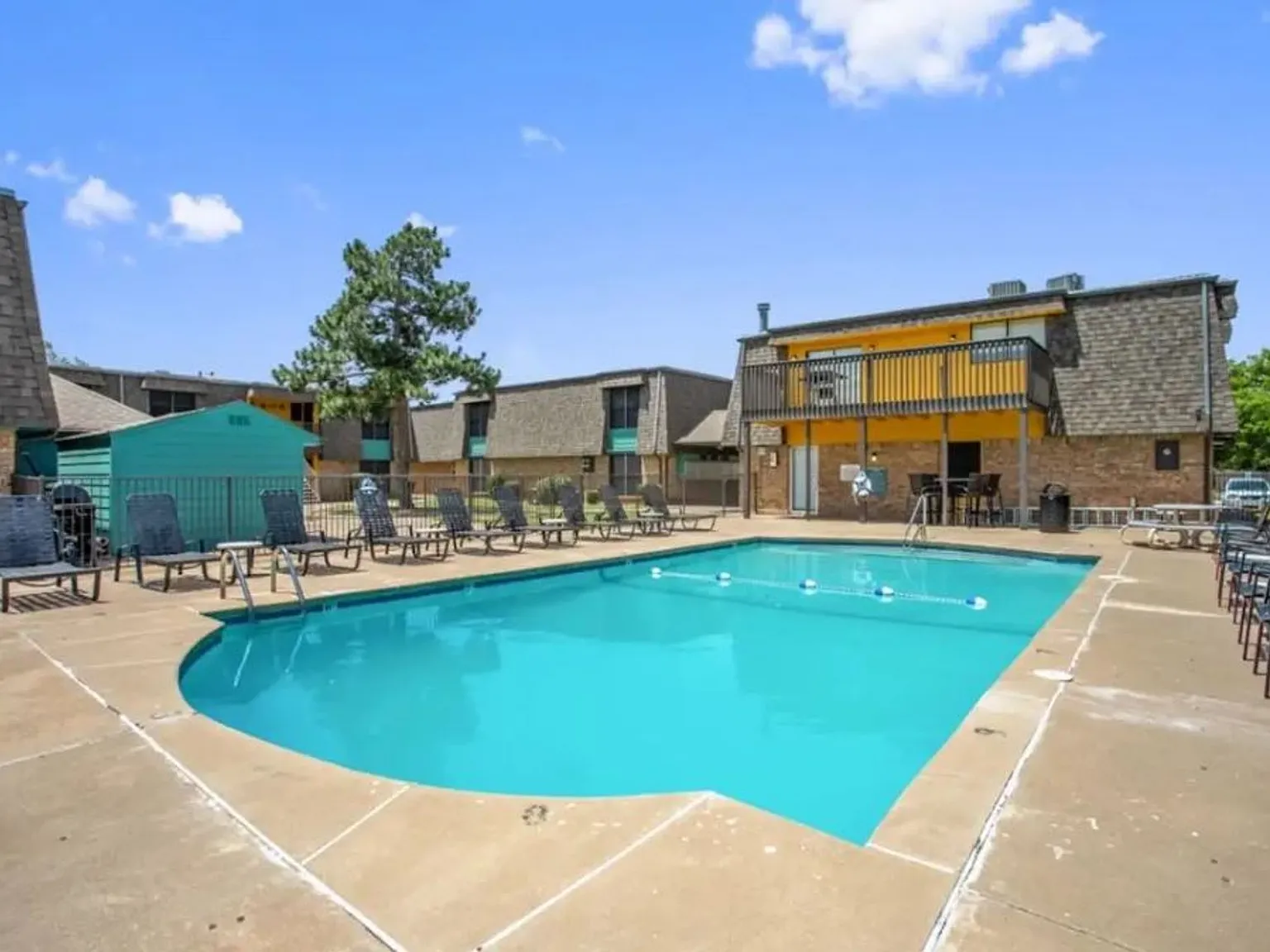 Radius Apartment Homes - $150 Off Move-in Costs! — Photo 4