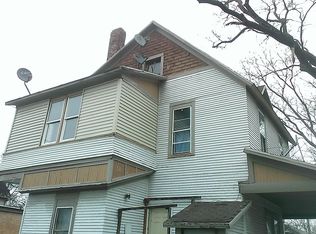 811 Jackson St, Aurora, IL 60505