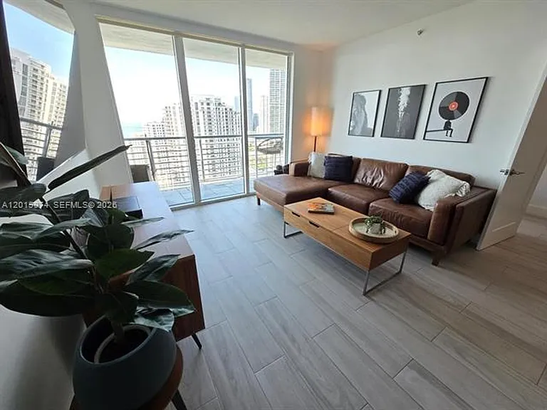 325 Biscayne Blvd #3719 — Photo 16