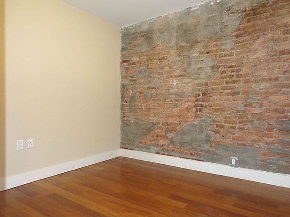4th image of 85 E 10th St APT 3D