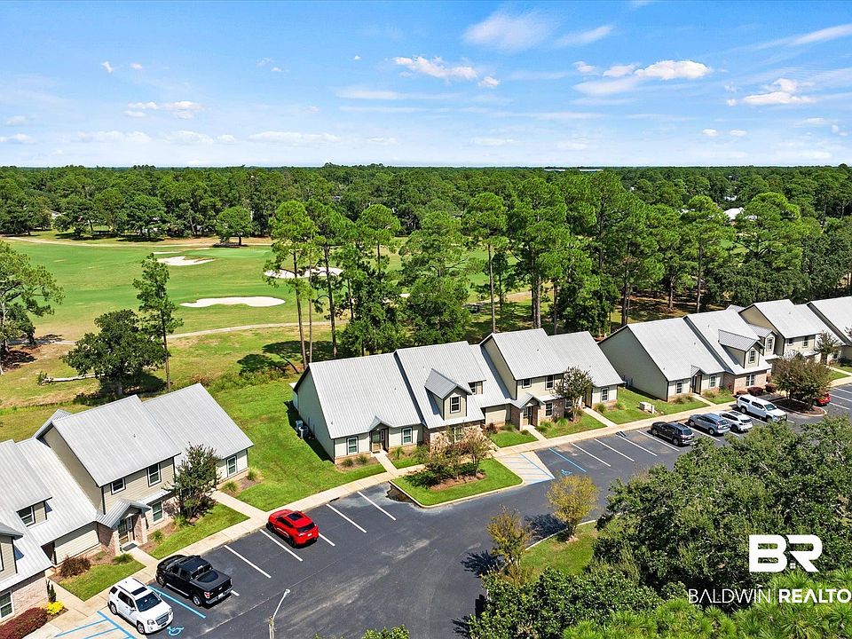 1st image of 444 Clubhouse Dr APT 5B
