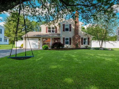 239 Burgundy Ln, Newtown, PA, 18940