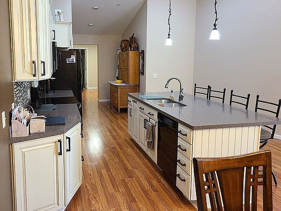 4th image of 709 Hosanna Dr