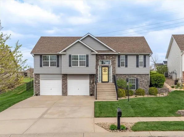 4605 Stacey Way Ct, Saint Joseph, MO 64505