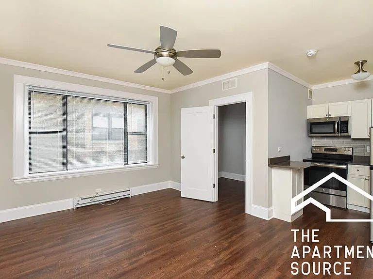 817 W Lakeside Pl #506 — Photo 3