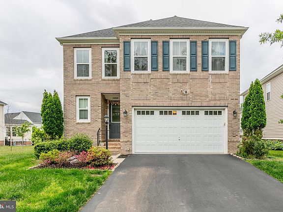 2nd image of 22800 Bubbling Brook Dr