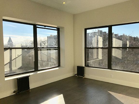 5th image of 133 Lefferts Ave APT 2L