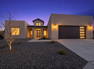 4504 Topaz Ave NW, Albuquerque, NM 87114