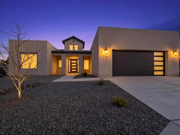 4504 Topaz Ave NW, Albuquerque, NM 87114