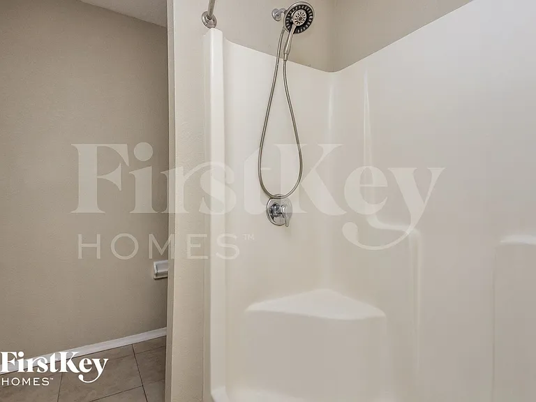 157 Oak Crossing Blvd — Photo 8