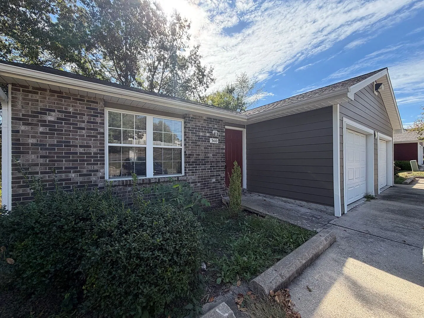 3 Bedrooms & 2 Bath — Photo 3