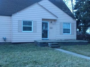 22491 Saxony Ave, Eastpointe, MI 48021