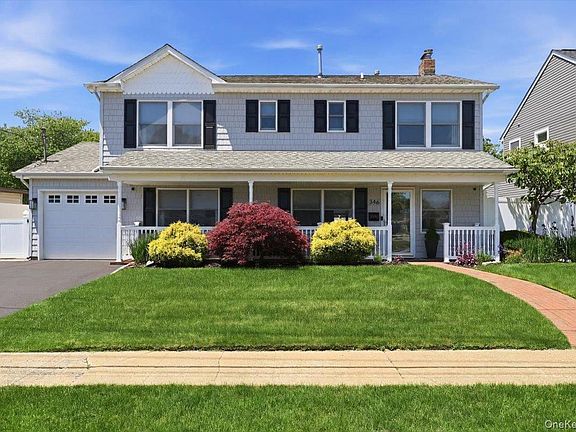 3rd image of 346 Seaford Avenue