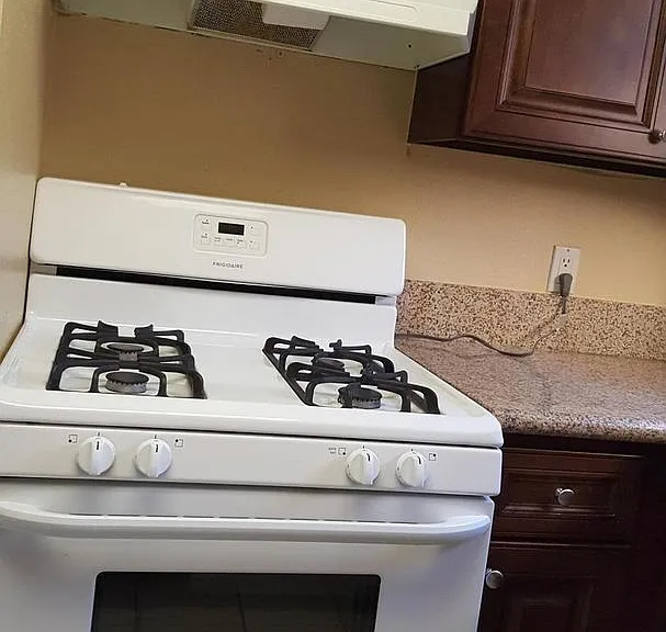 2165 E University Dr #210 — Photo 9