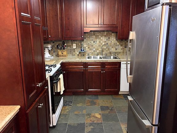 3rd image of 25985 Pueblo Dr