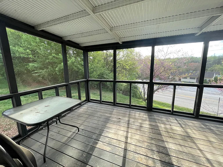 3602 Wellington Ln — Photo 29