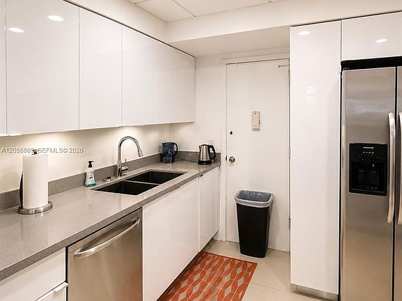 3rd image of 3505 S Ocean Dr APT 411