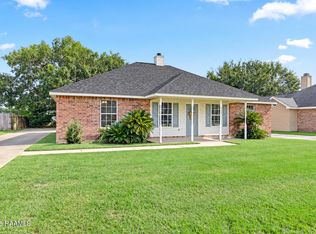 213 Sundown Dr, Broussard, LA 70518