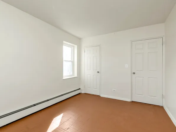 150-77 Village Road image 10 of 20