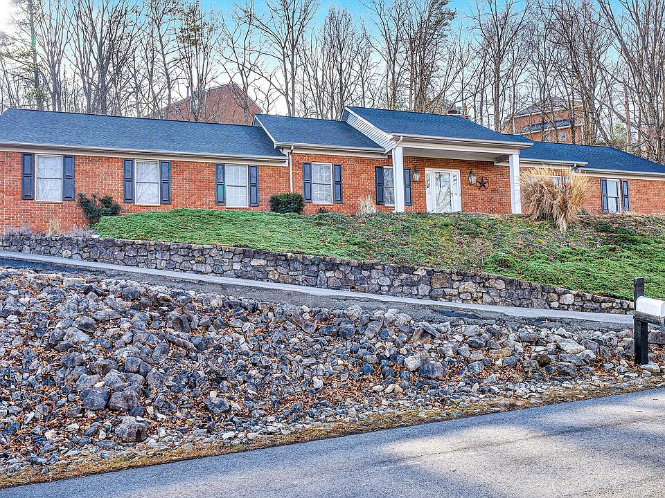 1st image of 178 Forest Dr