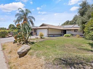 849 S Cindy St, Visalia, CA 93277