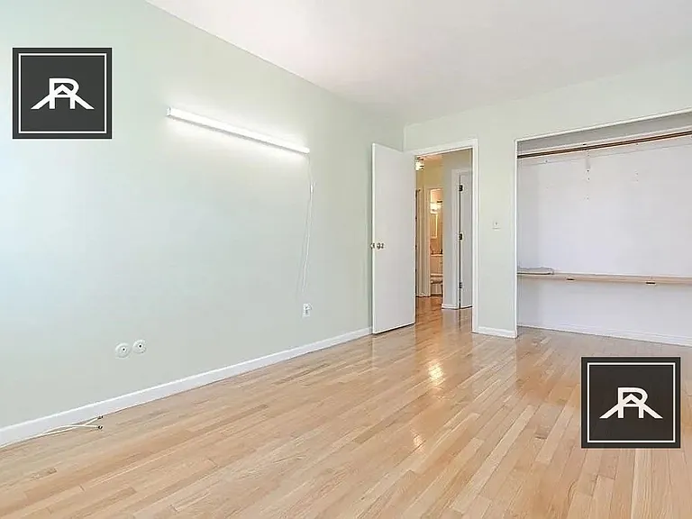 44 Adams St #C7 — Photo 8