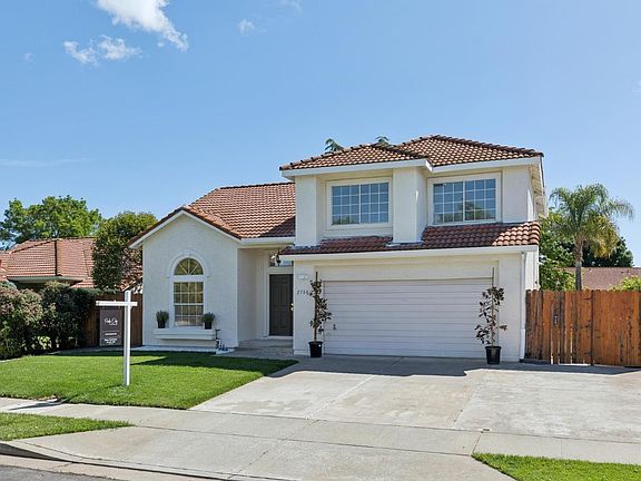 2nd image of 2766 Peppertree Dr