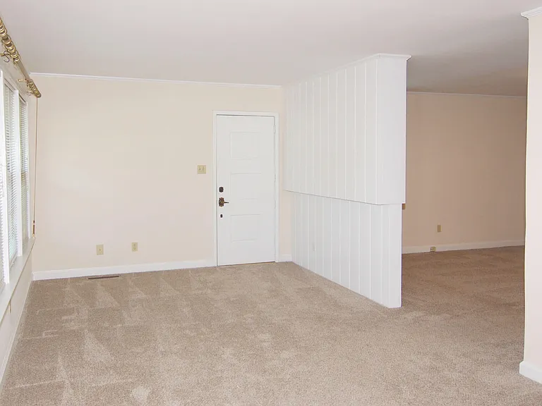 706 Smedes Pl — Photo 16