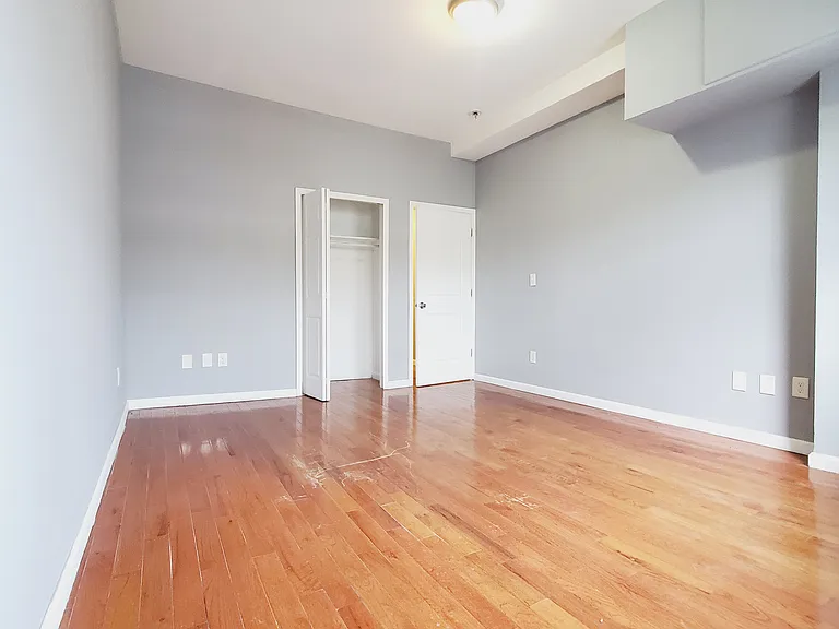 113 Ocean Ave #3 — Photo 2
