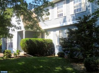 423 Saint Andrews Ln, Harleysville, PA 19438