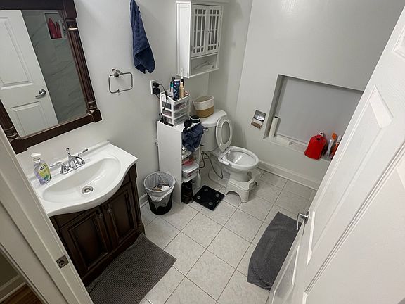 Bathroom as you enter