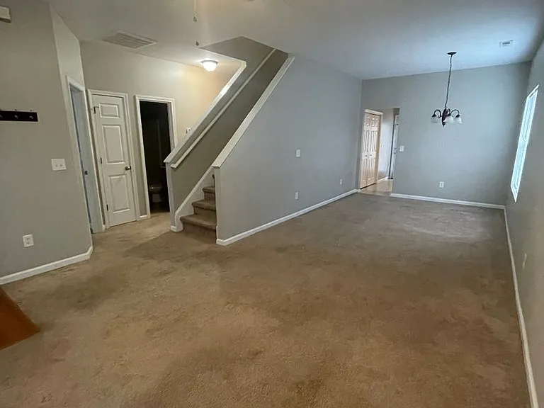 247 Makayla Ct — Photo 8