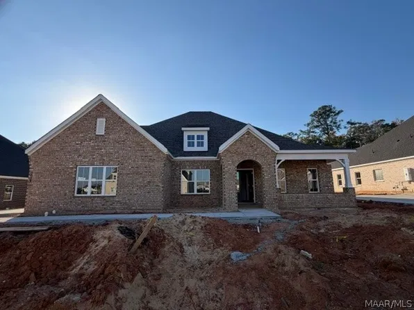 1027 Sunfield Dr, Prattville, AL 36066
