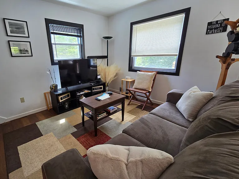 36714 S Ellis Rd — Photo 3