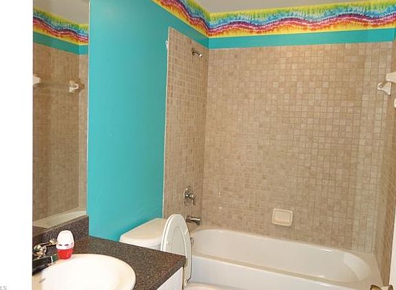 5th image of 4241 Bellasol Cir APT 1912