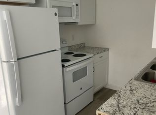 207 E 22nd St #D, Cameron, TX 76520