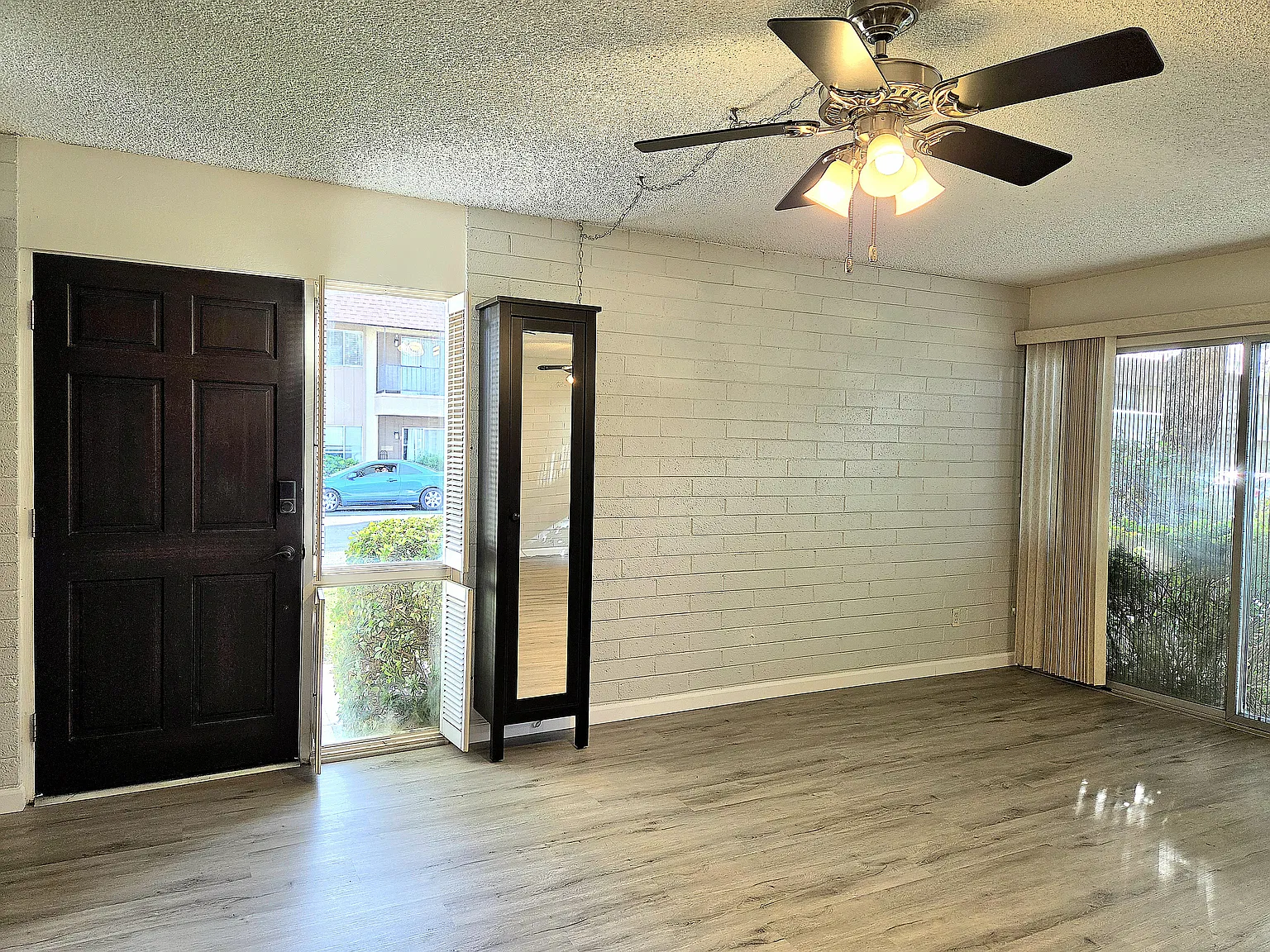 7740 E Heatherbrae Ave — Photo 2