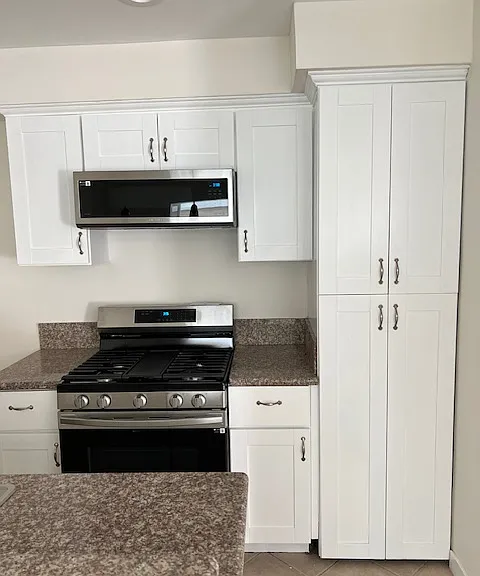 1530 E Broadway #107 — Photo 4