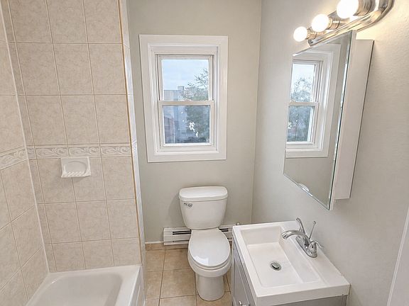 3rd image of 37 Astor St #3R