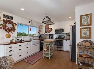 837 Sunset Dr, Vista, CA 92081